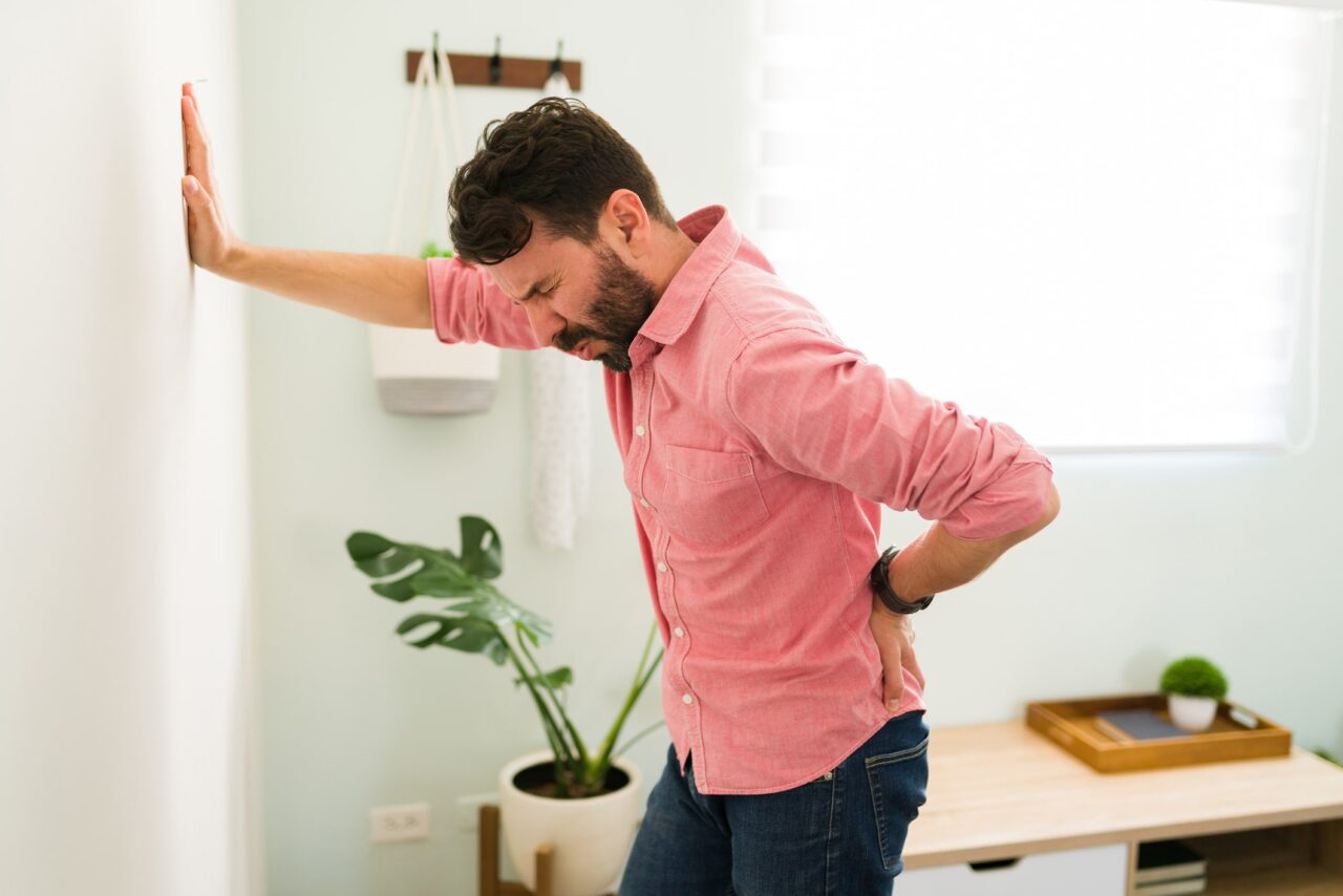 Learn about the causes and prevention of kidney stones from our Houston urologists.